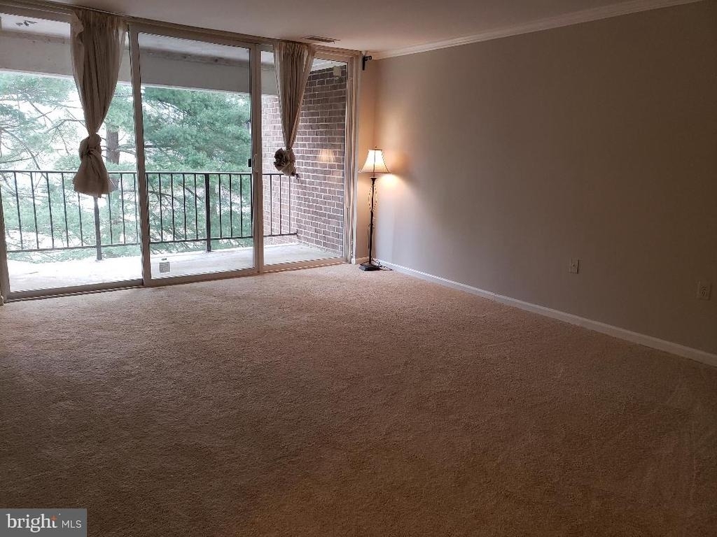 1434 Northgate Square - Photo 0