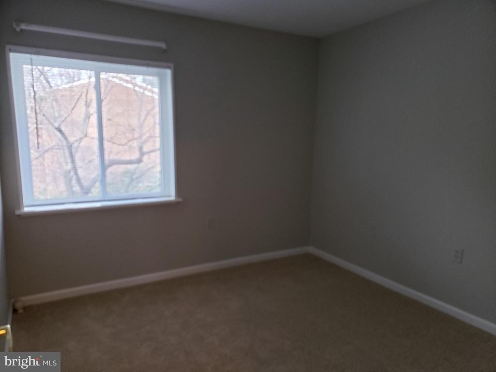 1434 Northgate Square - Photo 10