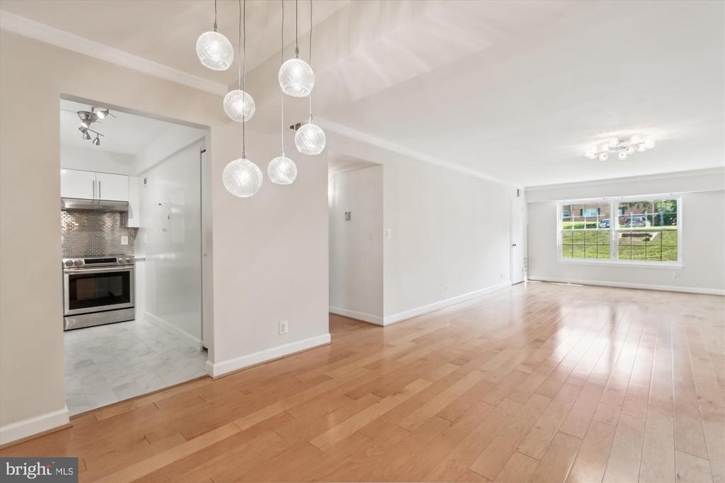 7621 Tremayne Place - Photo 6
