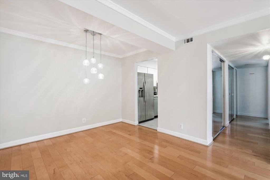 7621 Tremayne Place - Photo 7
