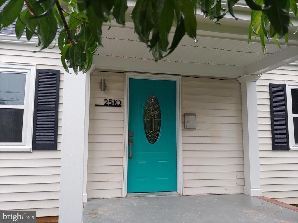 2510 Jamaica Drive - Photo 1