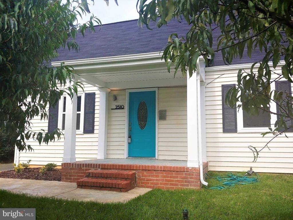 2510 Jamaica Drive - Photo 0