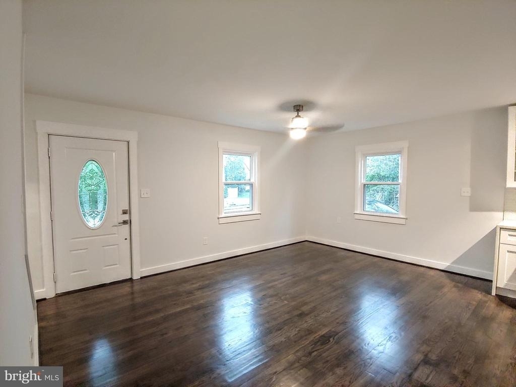 2510 Jamaica Drive - Photo 8