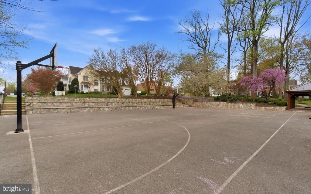 6806 Melrose Drive - Photo 43