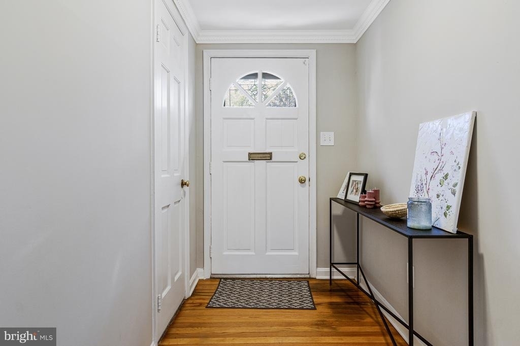 6806 Melrose Drive - Photo 11