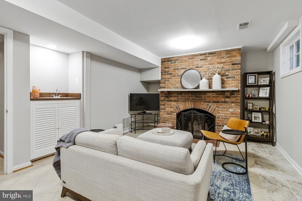 6806 Melrose Drive - Photo 26