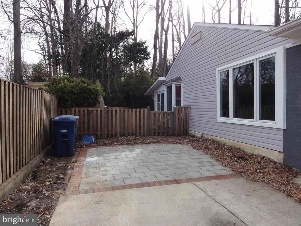 7029 Woodley Lane - Photo 27