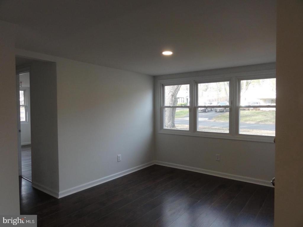 7029 Woodley Lane - Photo 13
