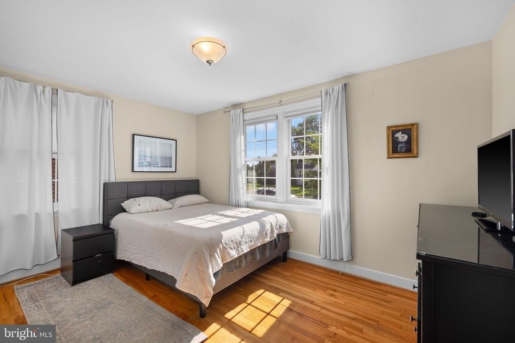 2929 Stuart Drive - Photo 10