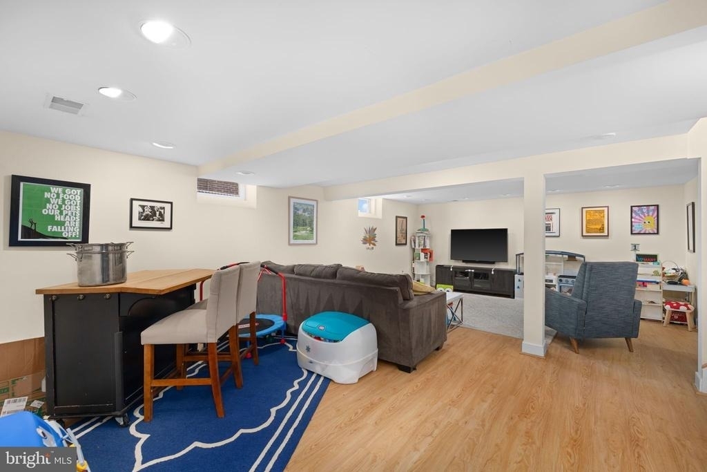 2929 Stuart Drive - Photo 16
