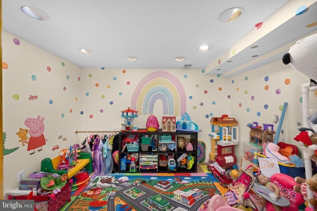 2929 Stuart Drive - Photo 19