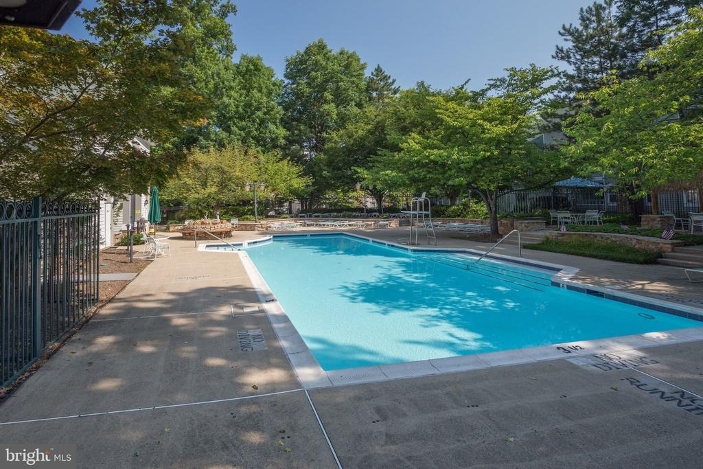4413 Fair Stone Drive - Photo 10