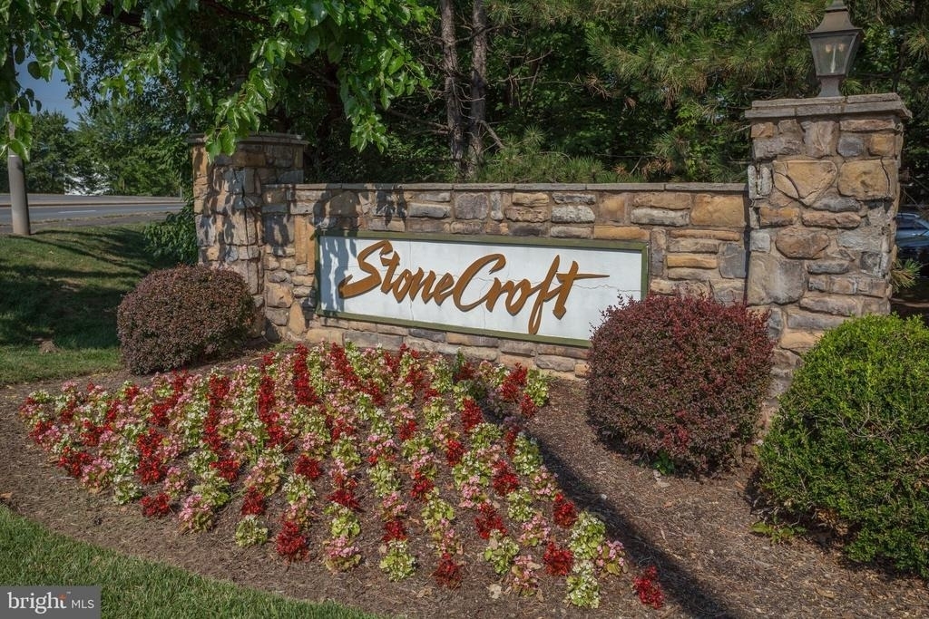 4413 Fair Stone Drive - Photo 9