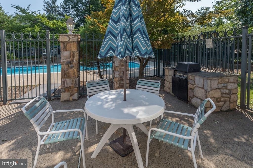 4413 Fair Stone Drive - Photo 11