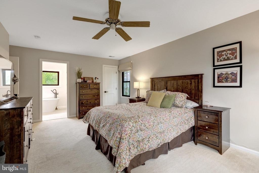 10904 Belgravia Court - Photo 29