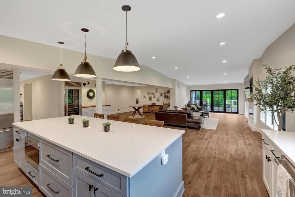 10904 Belgravia Court - Photo 9