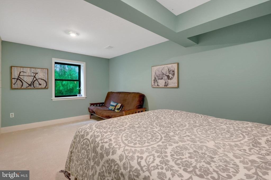 10904 Belgravia Court - Photo 37