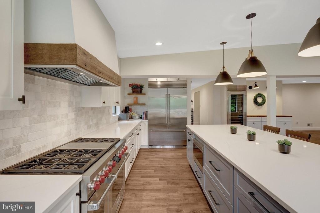 10904 Belgravia Court - Photo 10