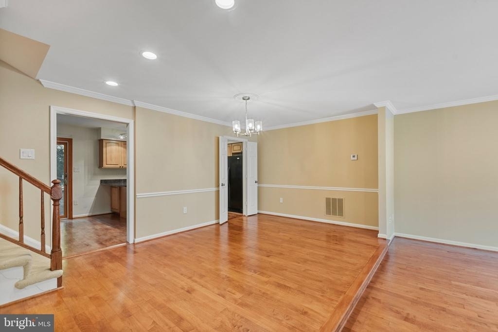 6860 Williamsburg Pond Court - Photo 6
