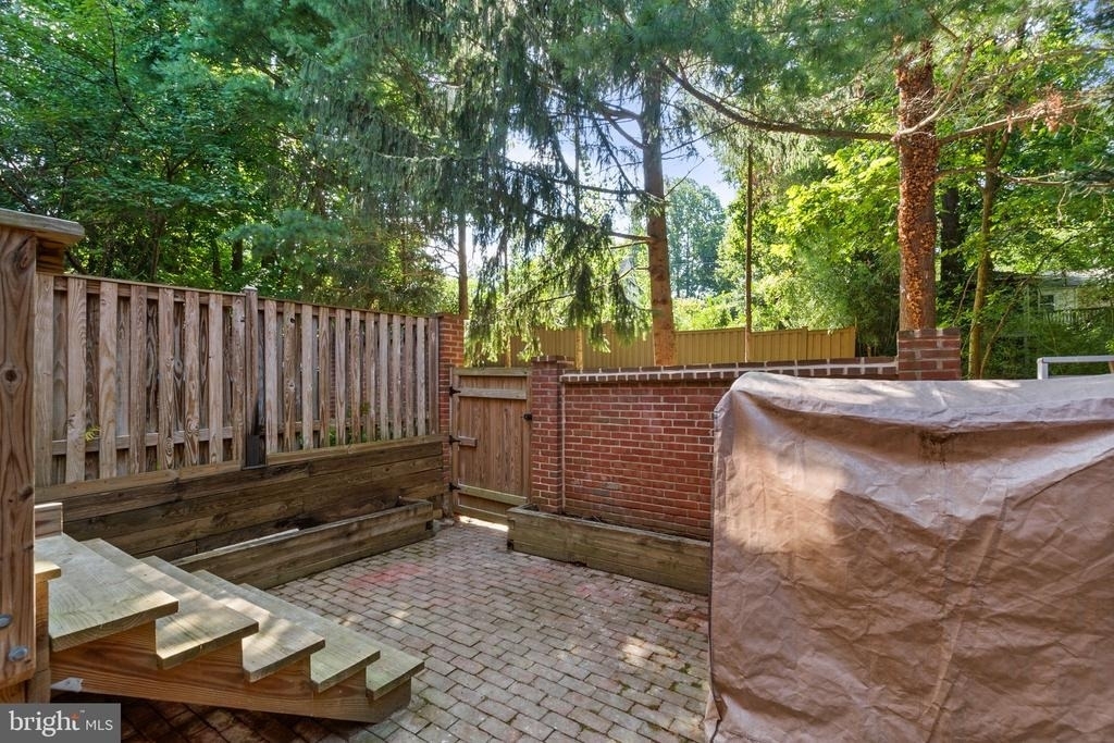 6860 Williamsburg Pond Court - Photo 43