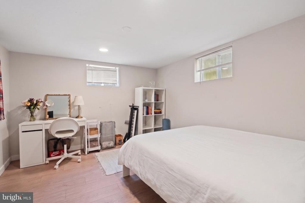 4501 18th Street N - Photo 14