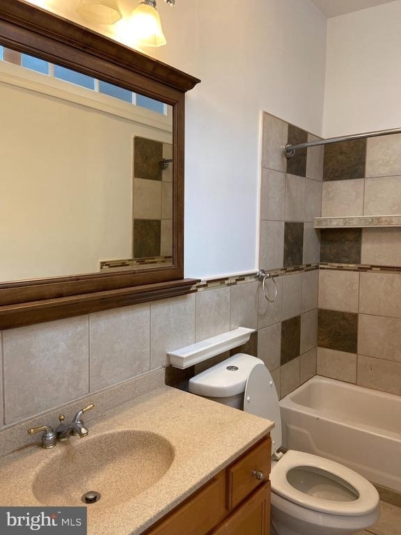 3711 Lancaster Avenue - Photo 12