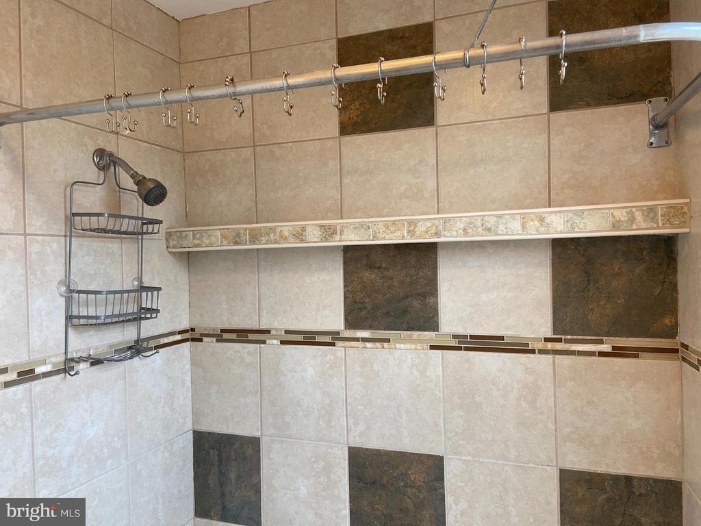 3711 Lancaster Avenue - Photo 15