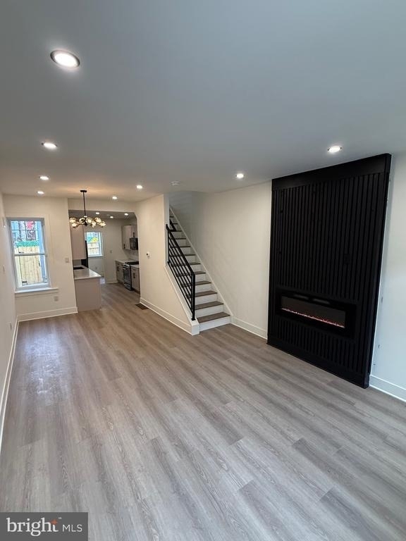 1329 N Dover Street - Photo 4