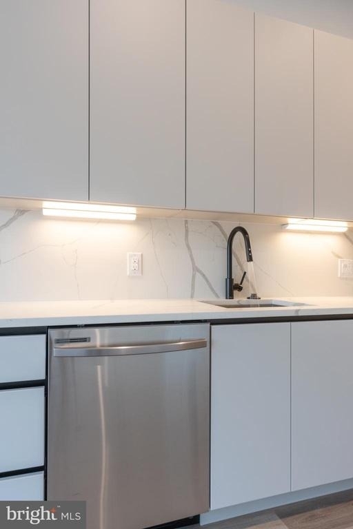 3120 W Jefferson Street - Photo 4