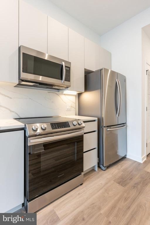 3120 W Jefferson Street - Photo 1