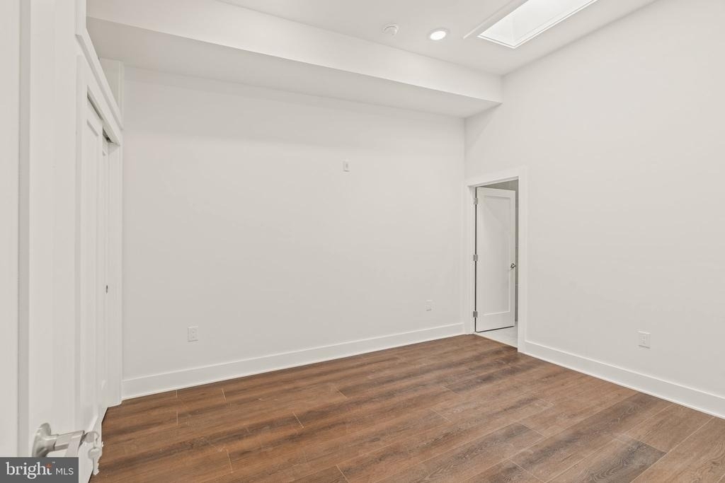 253 N 3rd Street - Photo 8