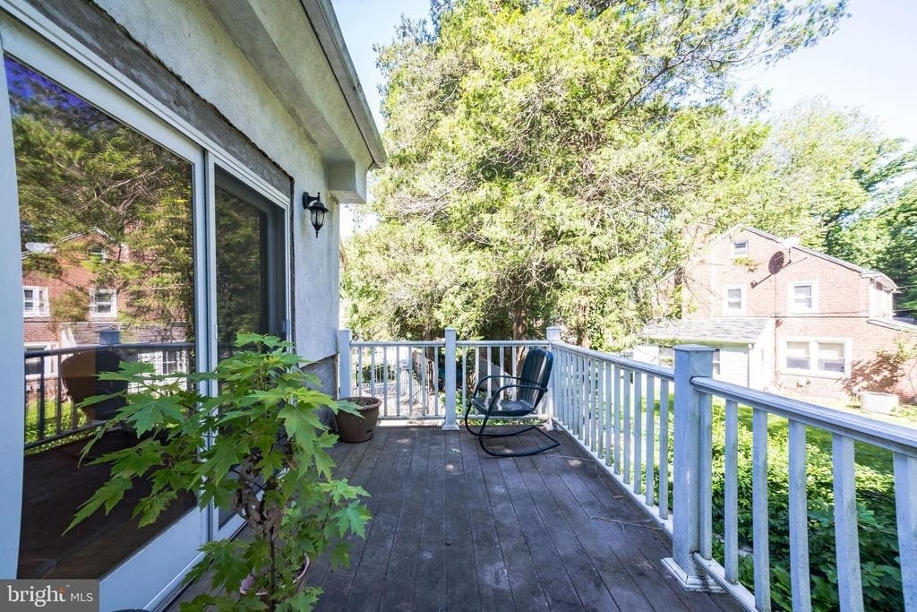 800 E Cathedral Road - Photo 23