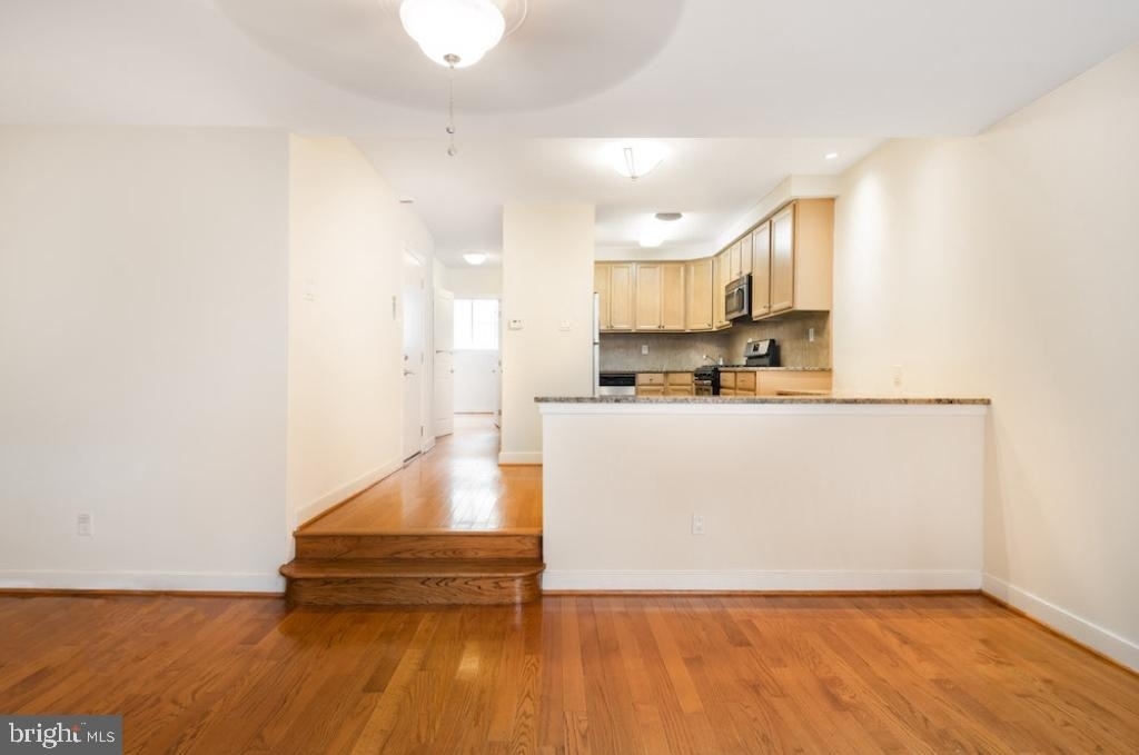 1634 Lombard Street - Photo 1