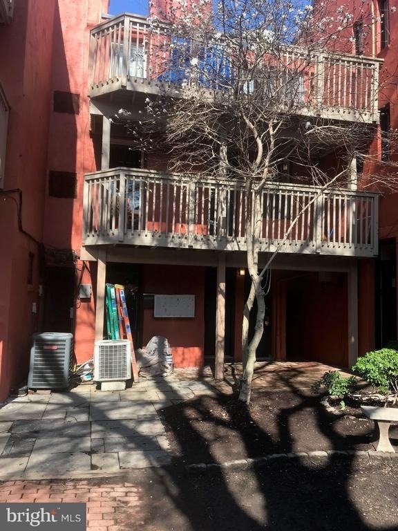 1634 Lombard Street - Photo 23