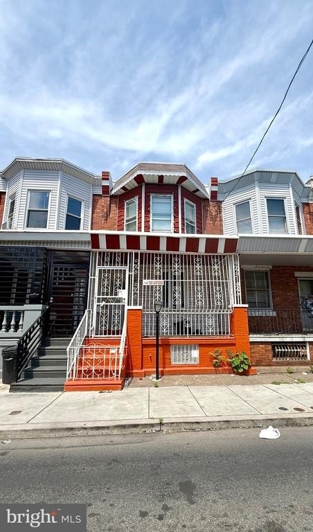 4010 N Franklin Street - Photo 0