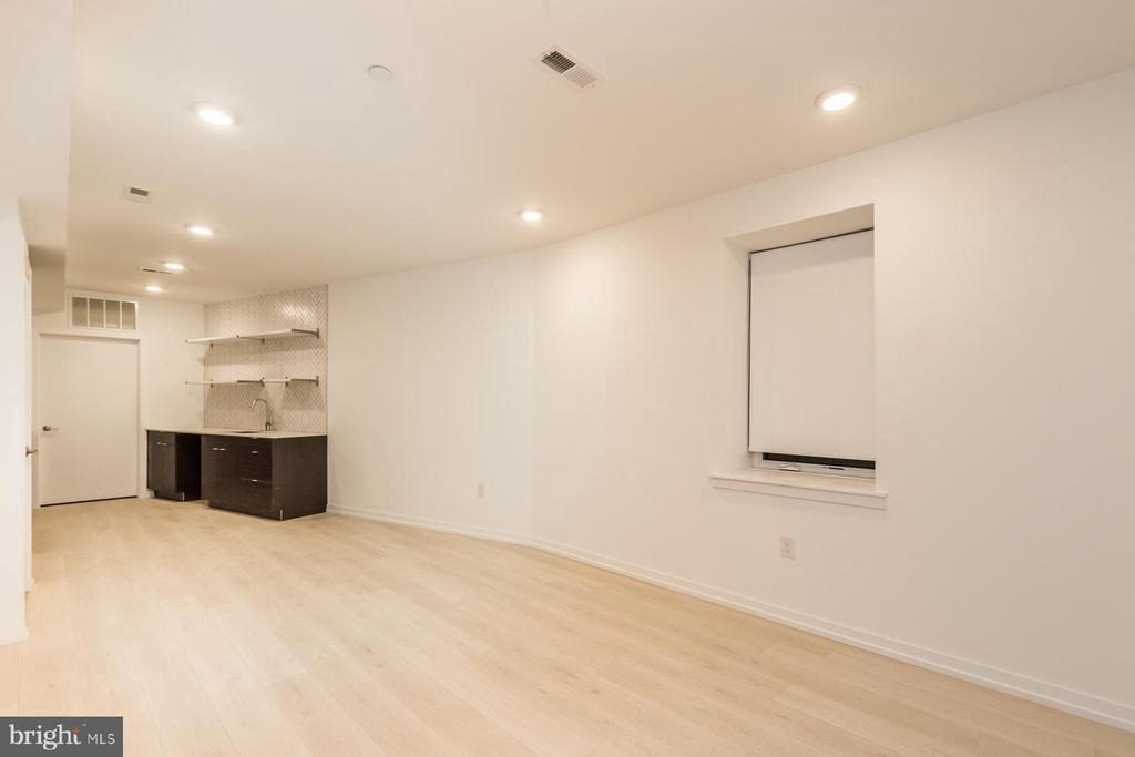 1247 N 27th Street - Photo 6