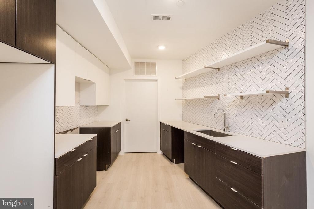 1247 N 27th Street - Photo 5