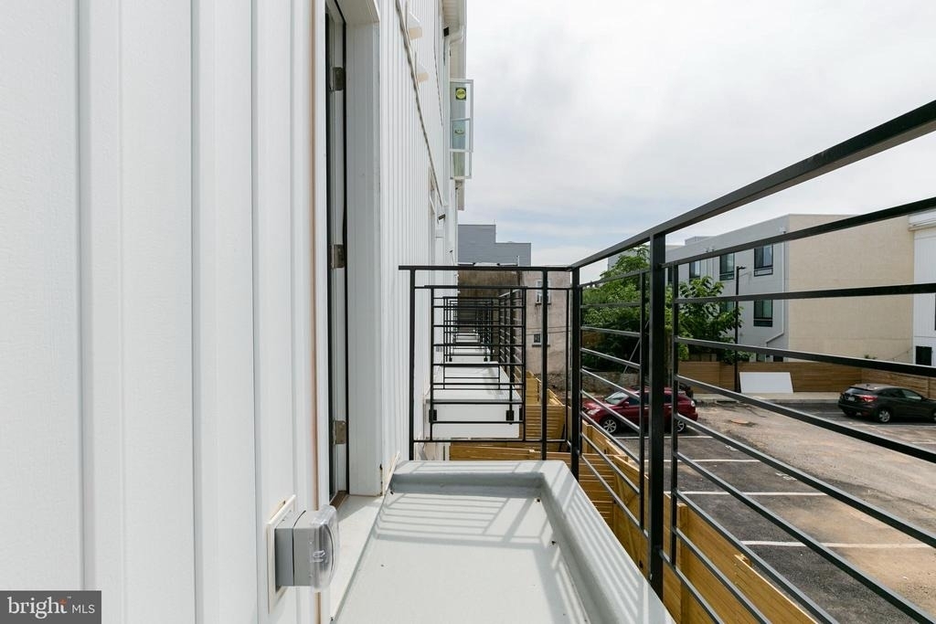 1230 N Taney Street - Photo 8