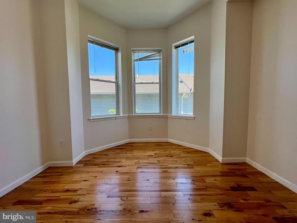 2131 W Master Street - Photo 5