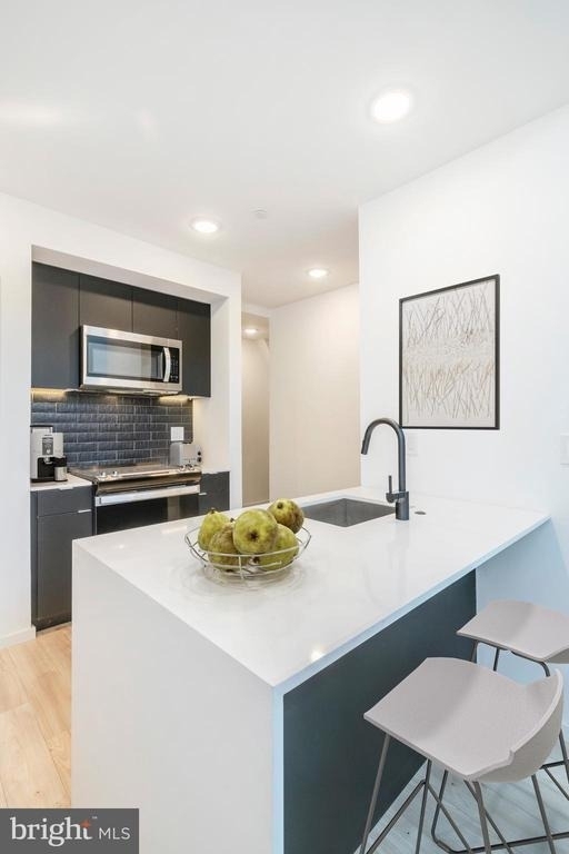 1154 N Lee Street - Photo 2