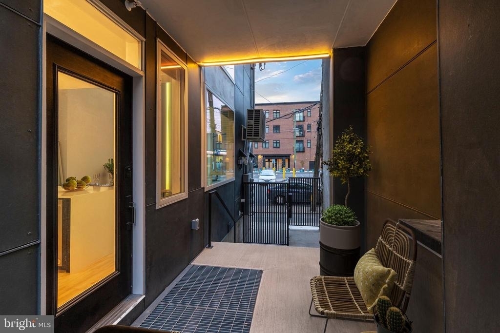 1154 N Lee Street - Photo 10