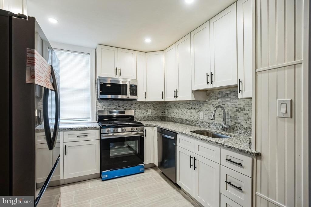 6905 Forrest Avenue - Photo 7
