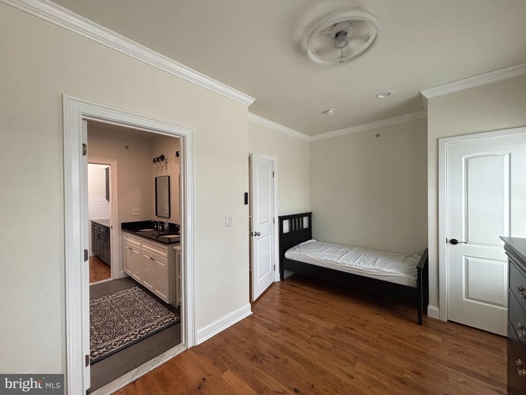 4080 Spring Garden St - Photo 29