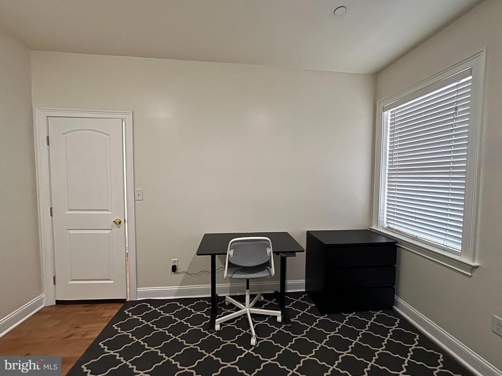 4080 Spring Garden St - Photo 35