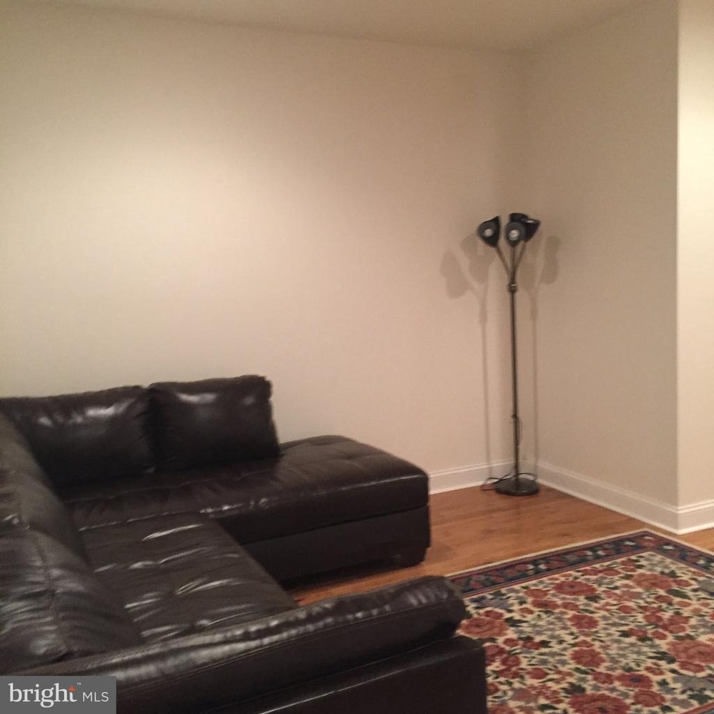 4080 Spring Garden St - Photo 11