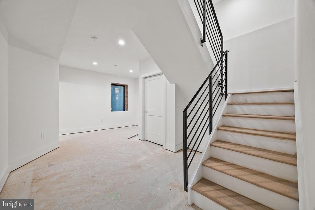 706 Latona Street - Photo 25