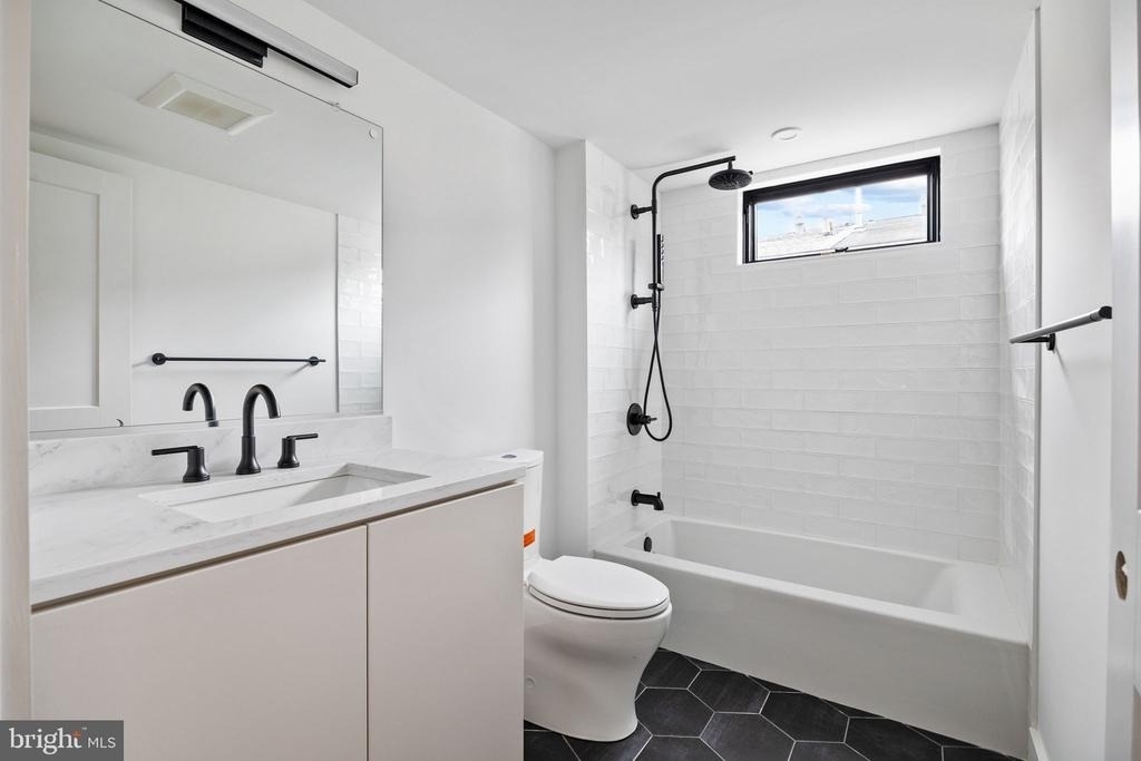 706 Latona Street - Photo 20