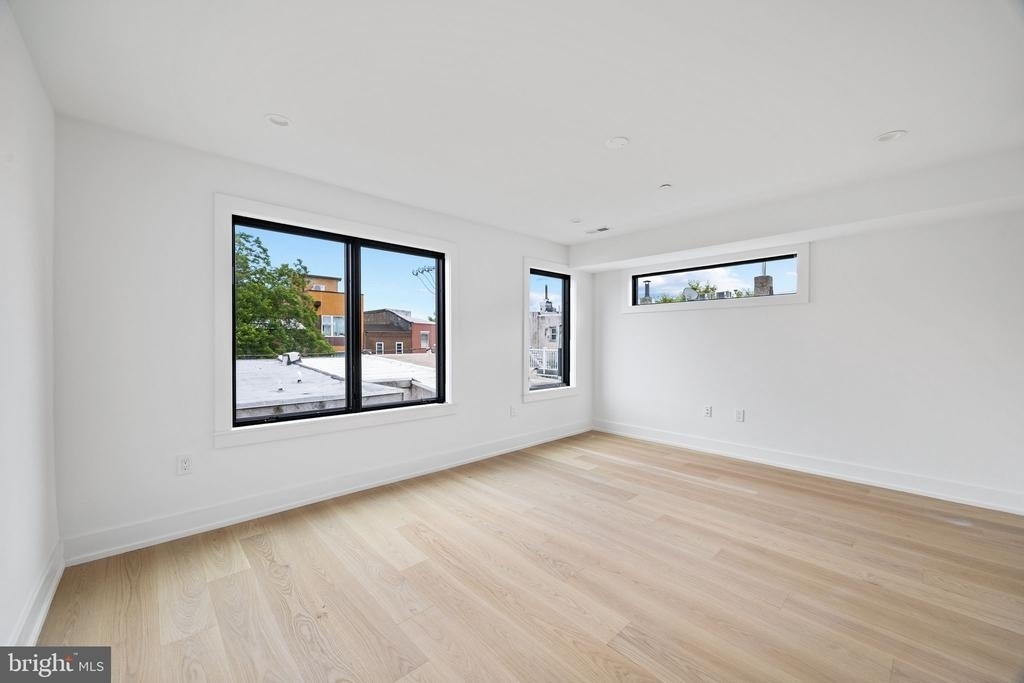 706 Latona Street - Photo 21