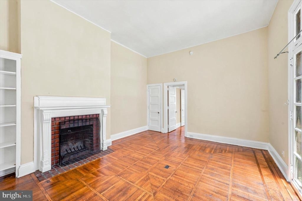1817 Pine Street - Photo 8