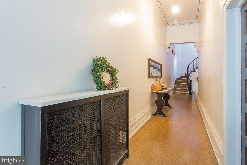 1817 Pine Street - Photo 3
